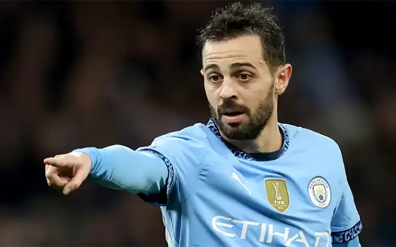 Ngoài Calhanoglu, Galatasaray còn muốn mua về Bernando Silva